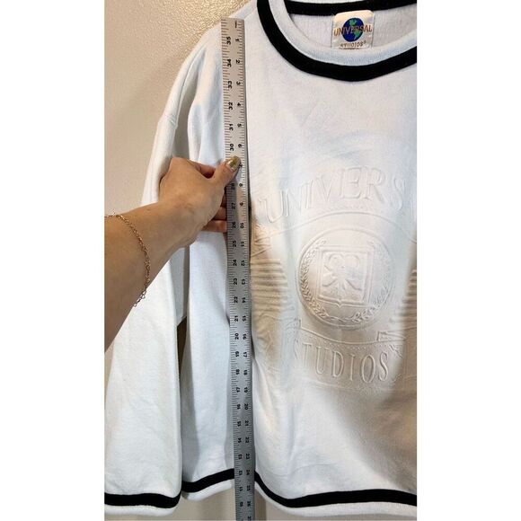 Vintage Universal Studios Crewneck White Sweatshirt Made in USA Unisex XL - Picture 6 of 9